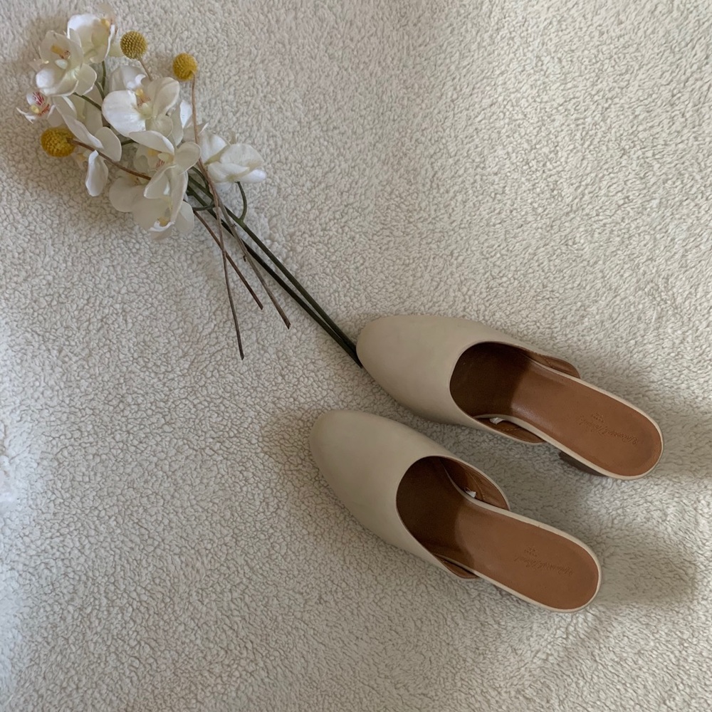 Universal Thread Avianna Low Heeled Mules